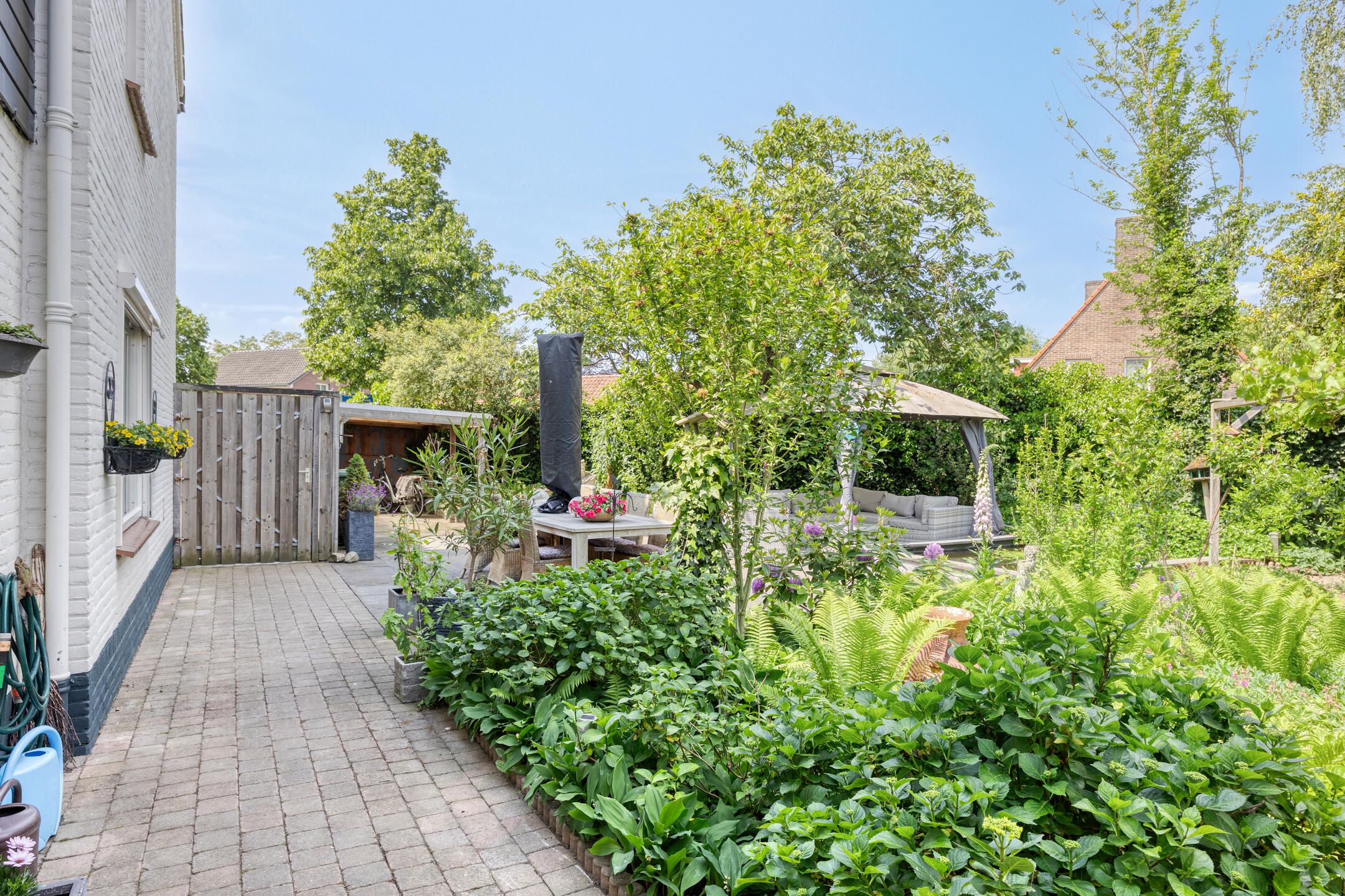 Foto 33 van Deken van der Cammenweg 1