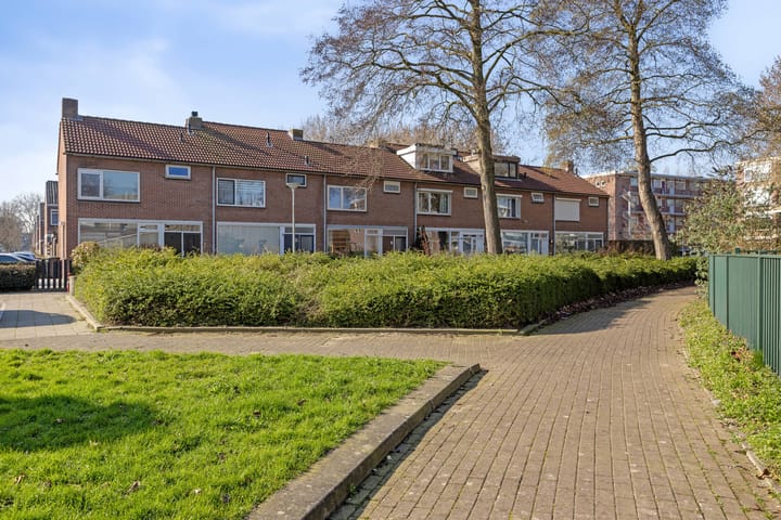 Photo 2 of Bilderdijkstraat 8