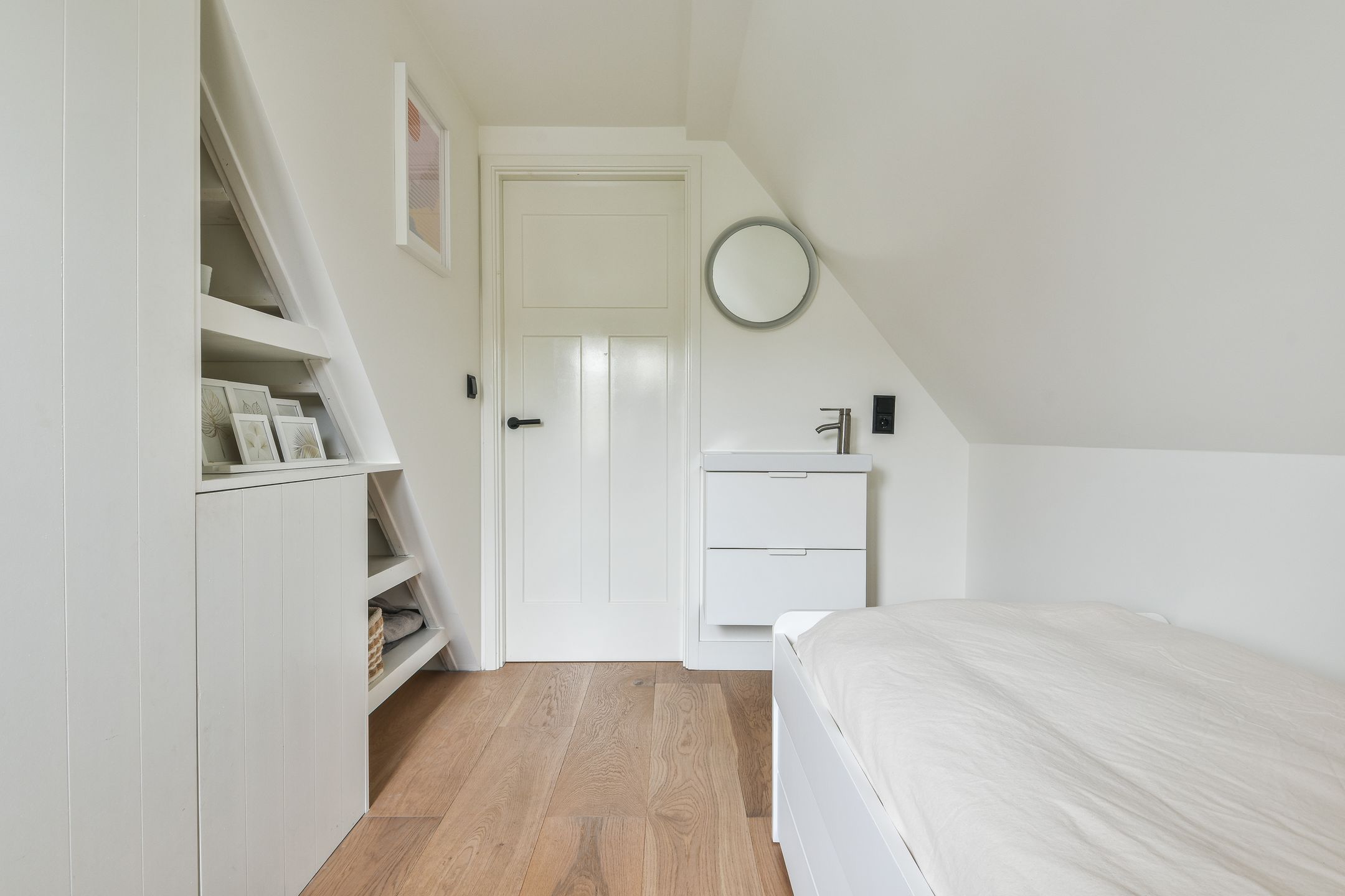 Foto 24 van Cornelis Bakkerlaan 36