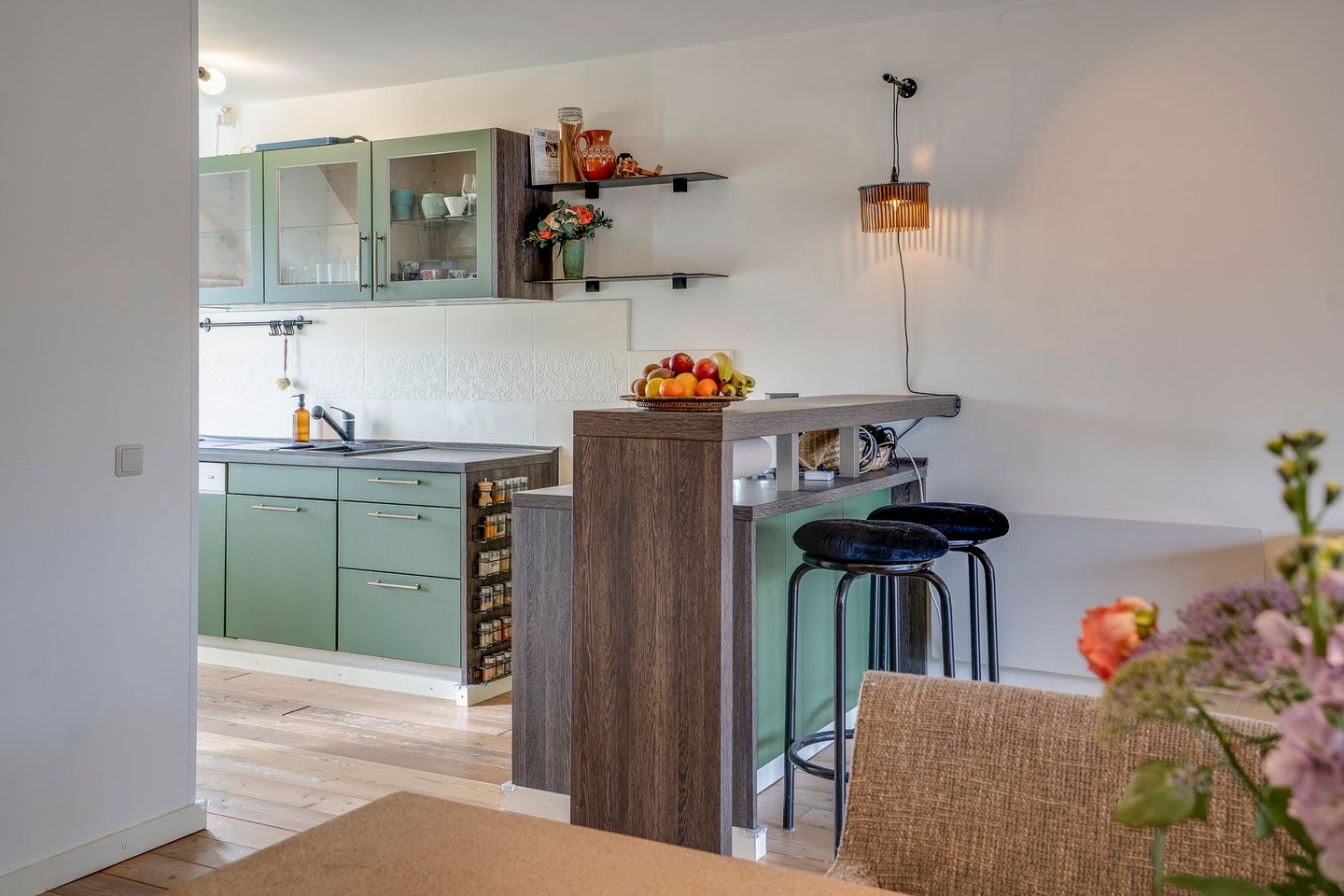 Semi-detached house with 4 bedrooms, garage, and solar panels in Grubbenvorst — 12