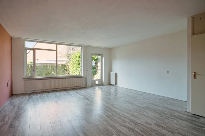 Photo 2 of Staatsmanlaan 13