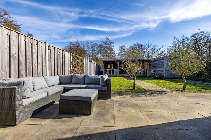 Foto 2 van Schoolhof 24