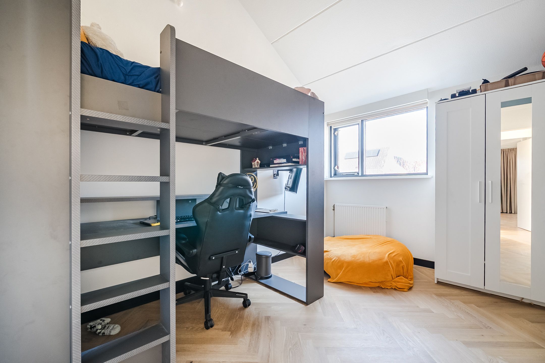 Foto 33 van Delving 42