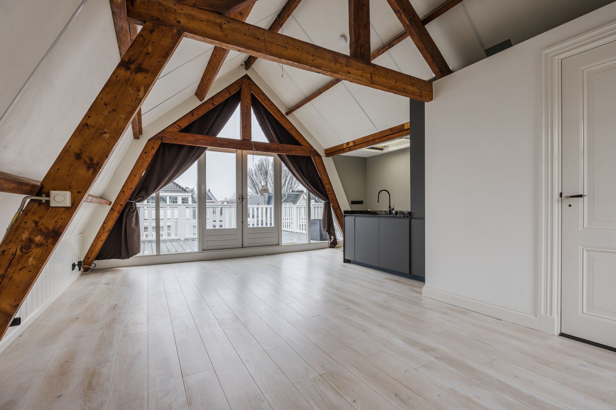 Foto 3 van 2e Van Blankenburgstraat 103