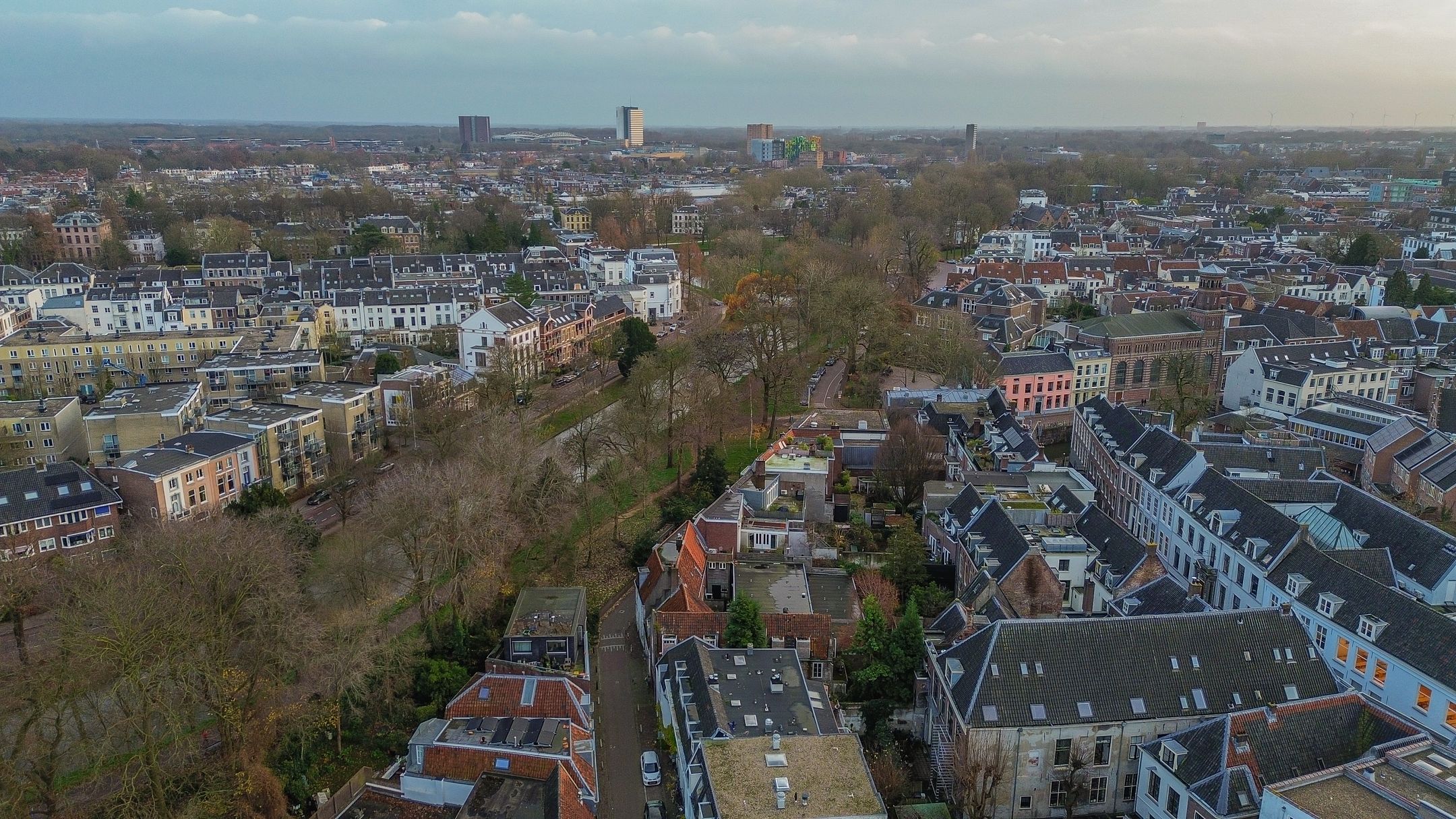 Spacious apartment with two terraces in Utrecht center — 51