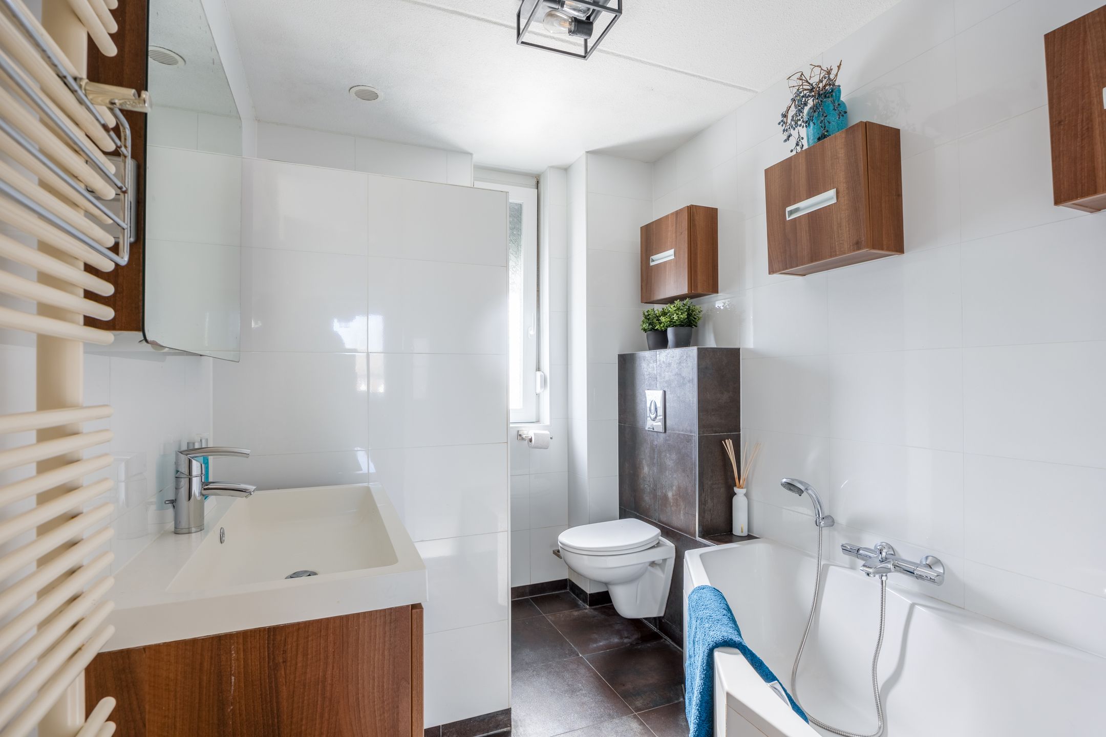 Spacious Semi-Detached Home with Four Bedrooms and Conservatory in Cuijk — 24