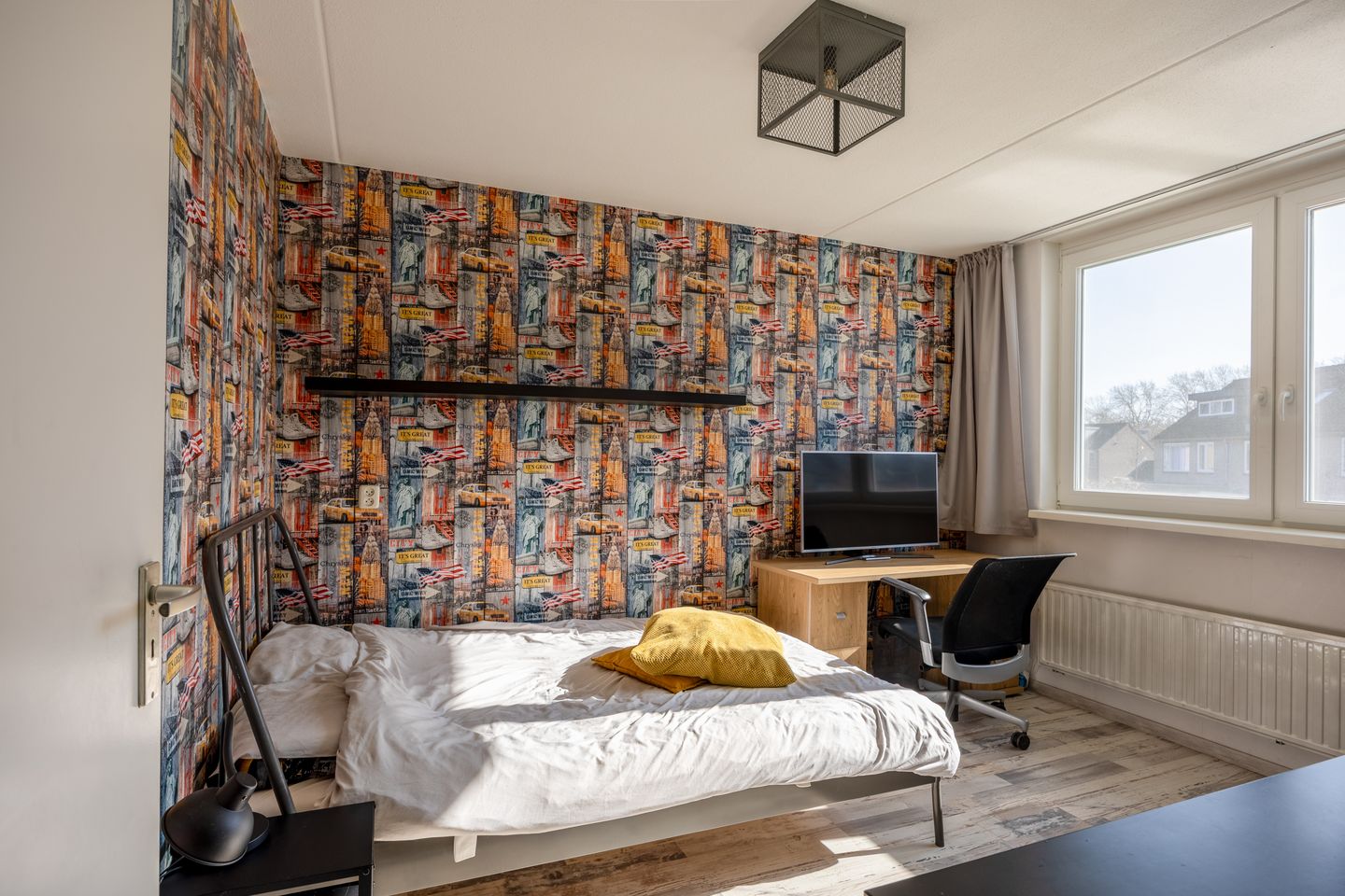 Spacious Semi-Detached Home with Four Bedrooms and Conservatory in Cuijk — 26