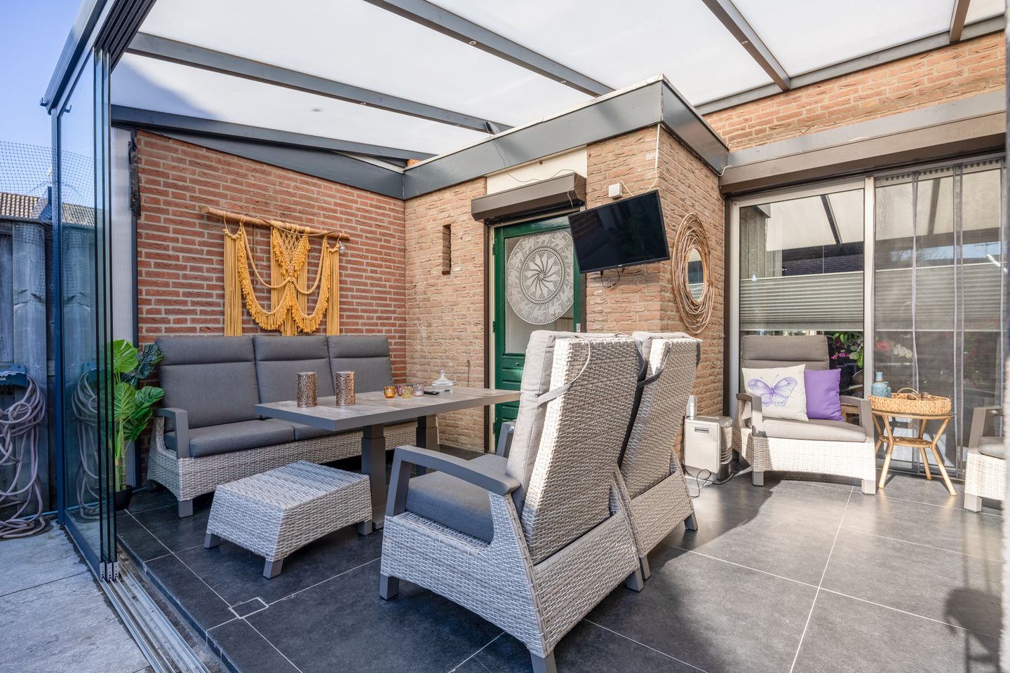 Spacious Semi-Detached Home with Four Bedrooms and Conservatory in Cuijk — 38