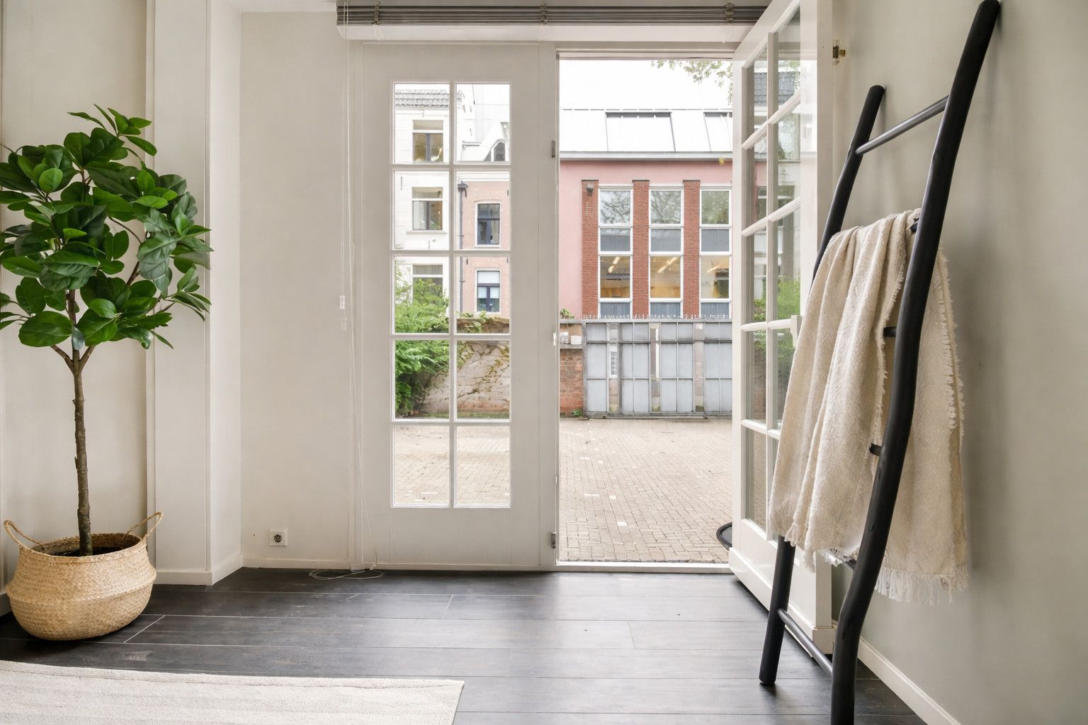 Photo 21 of Lauriergracht 37-H