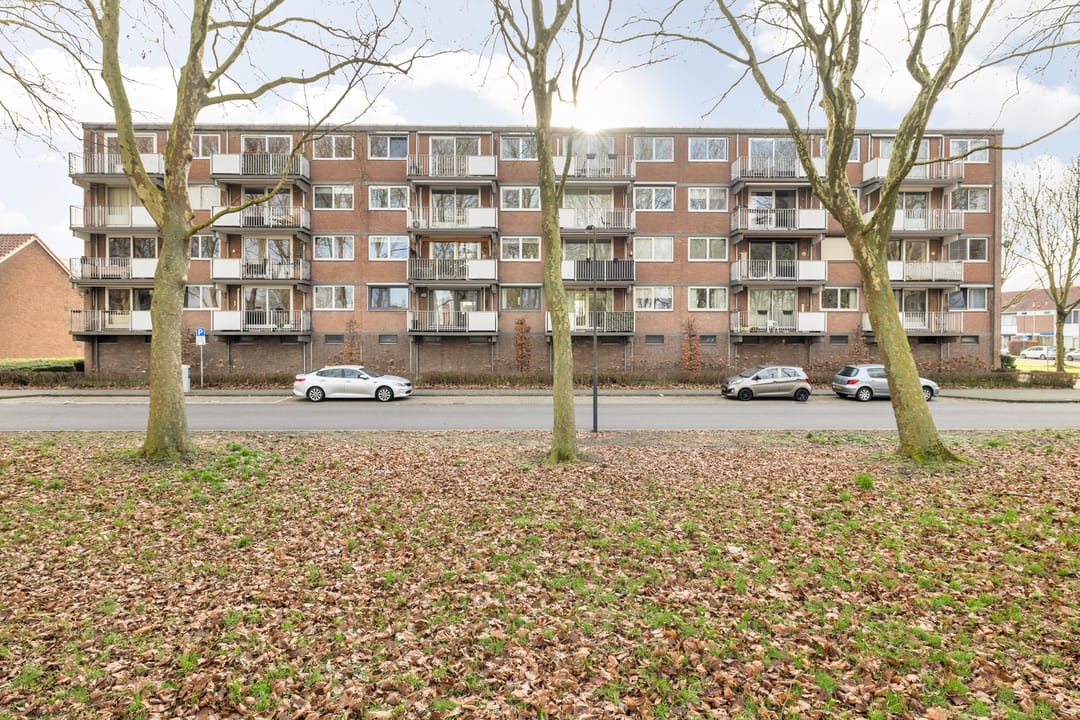 Photo 8 of Rijnauwenstraat 65