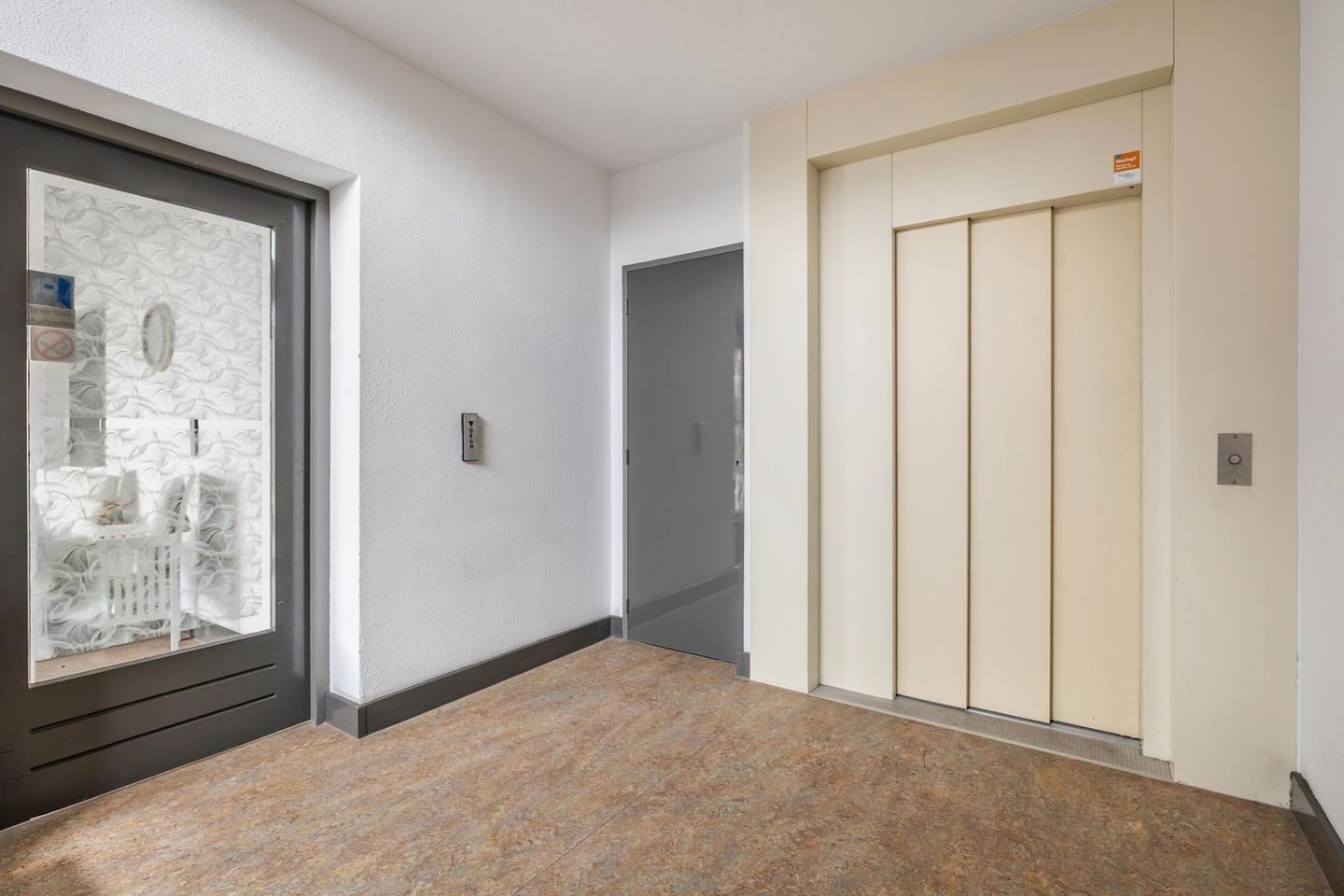 Photo 14 of Rijnauwenstraat 65