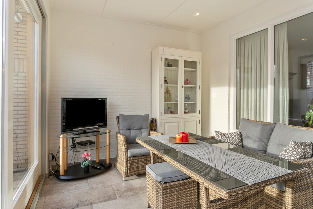 Foto 11 van Zuiderstraat 10