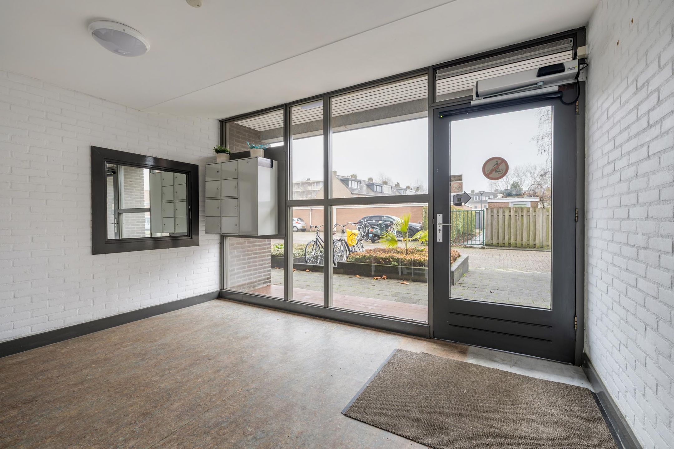 Photo 12 of Rijnauwenstraat 65