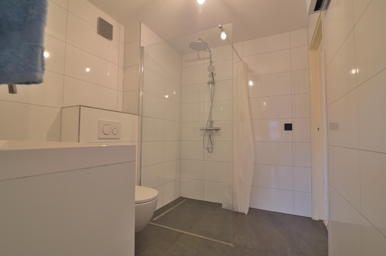 Foto 36 van Den Haagstraat 13