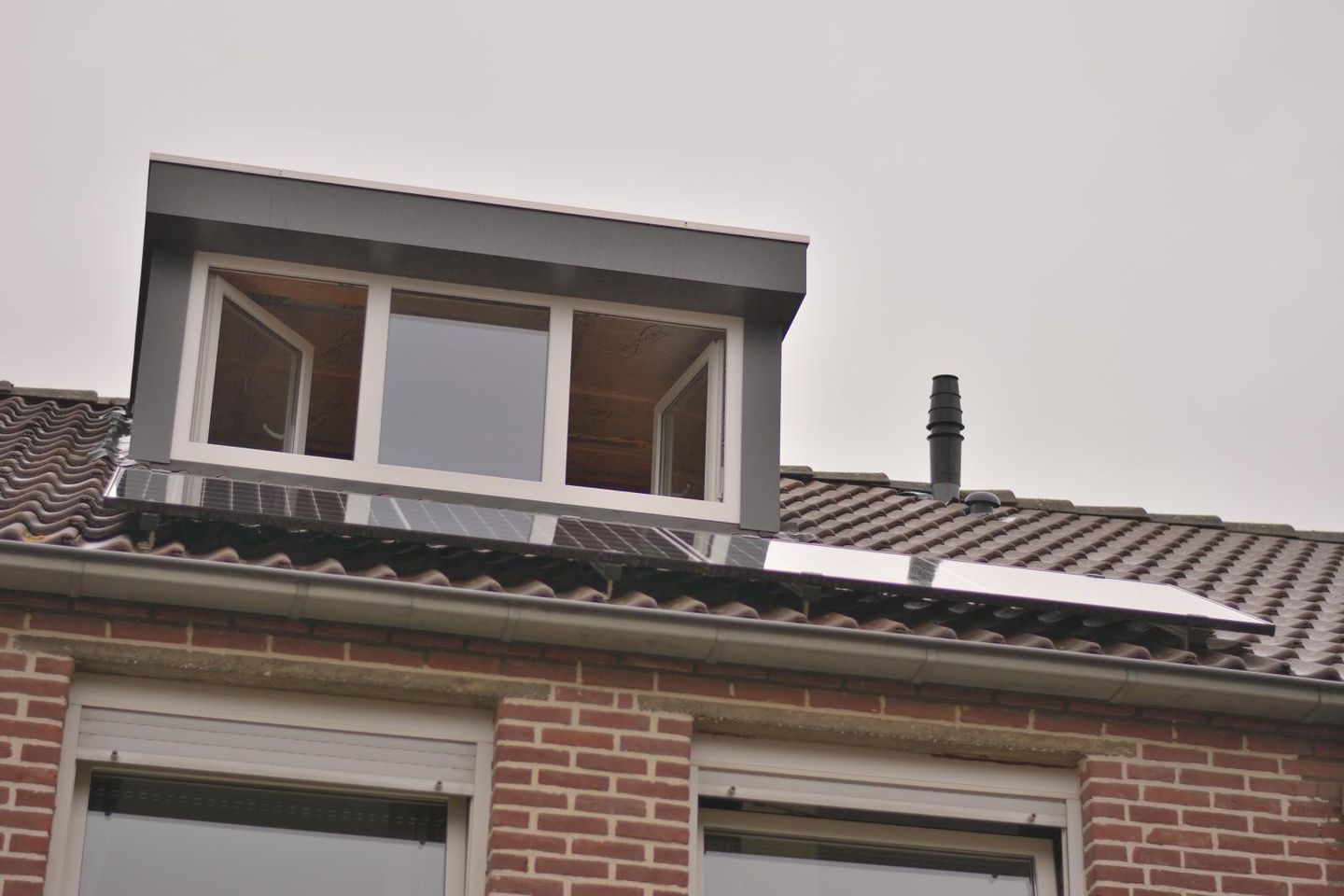 Foto 44 van Den Haagstraat 13