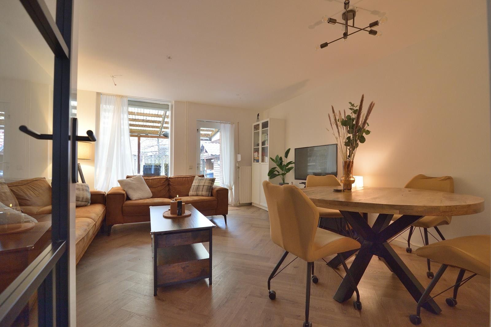 Foto 15 van Den Haagstraat 13