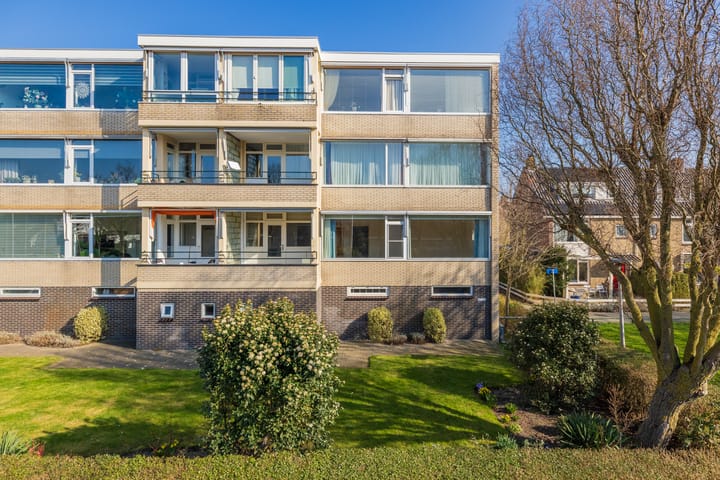 Photo 4 of Beeklaan 218