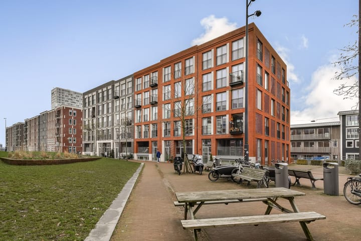 Photo 2 of Memeleiland 91