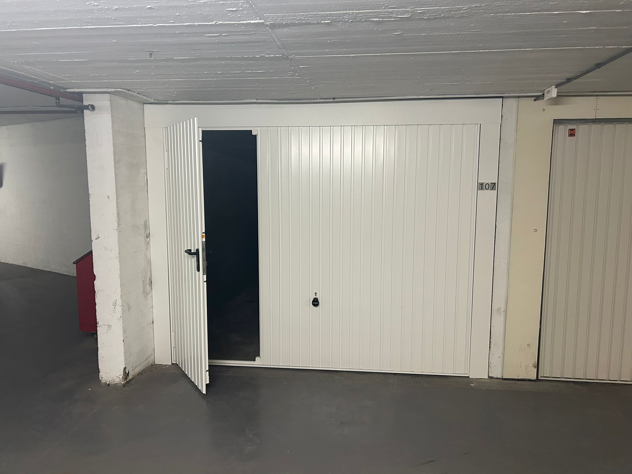 Foto 3 van Bm. van Fenemaplein Garagebox 107