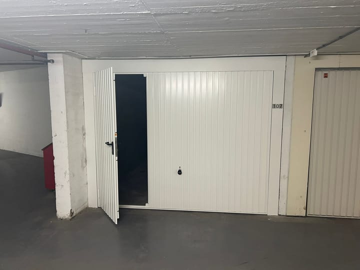 Foto 3 van Bm. van Fenemaplein Garagebox 107