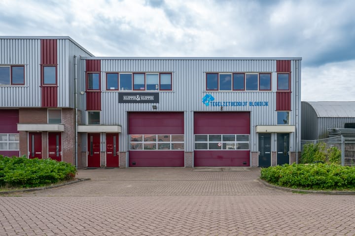 M.C. van Voordenstraat 22