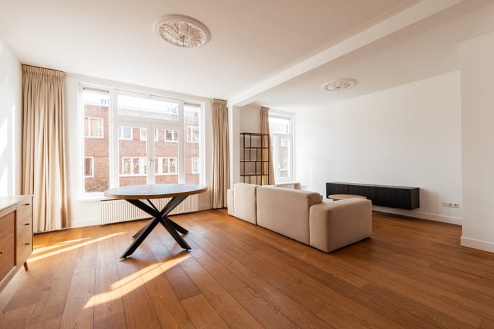 Photo 4 of Reinier Claeszenstraat 23-2