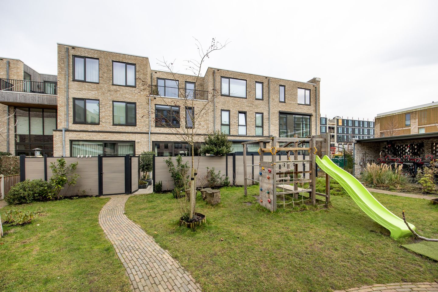 Photo 14 of Louis Pasteurstraat 495