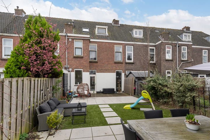 Photo 2 of Zwartewaalsestraat 50