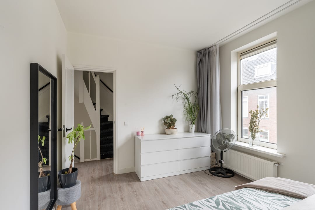 Photo 17 of Zwartewaalsestraat 50