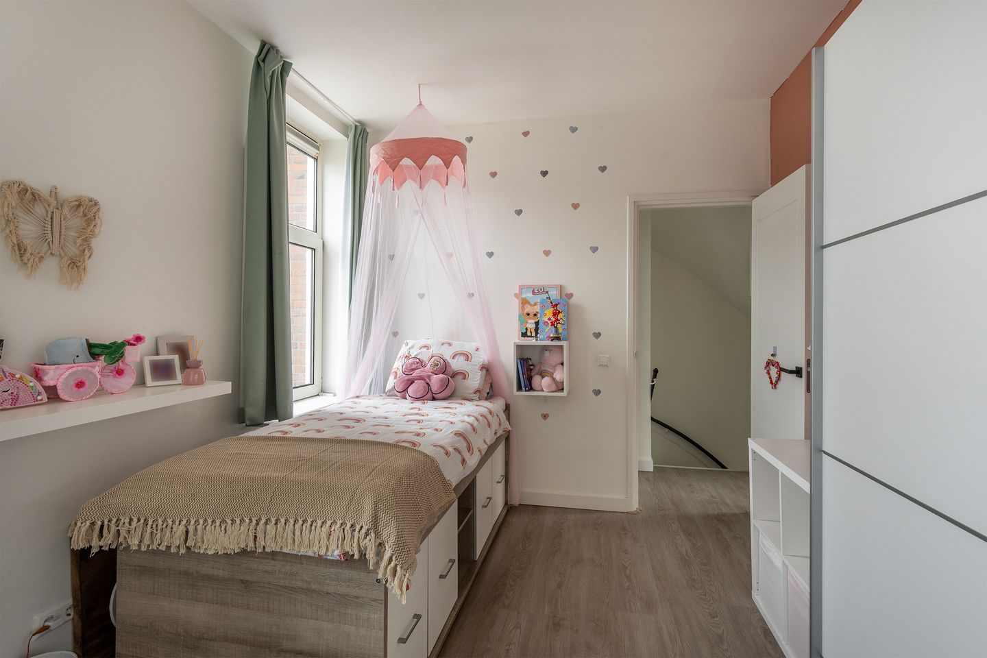 Photo 19 of Zwartewaalsestraat 50