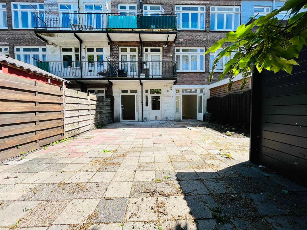 Photo 11 of Lunterenstraat 101