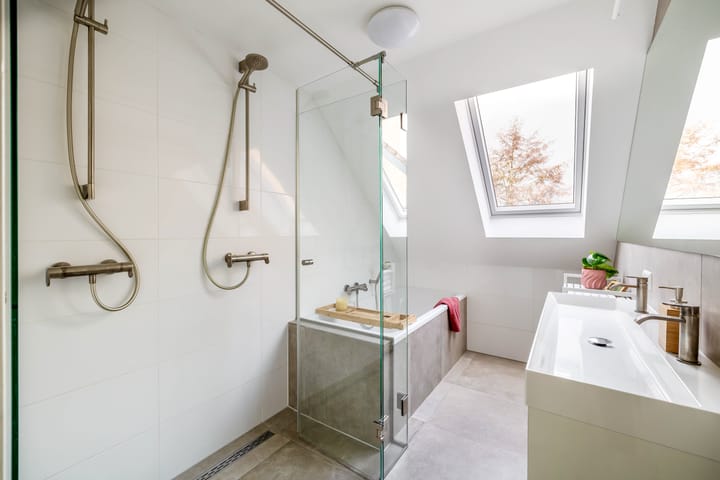 Photo 4 of Triangel 2