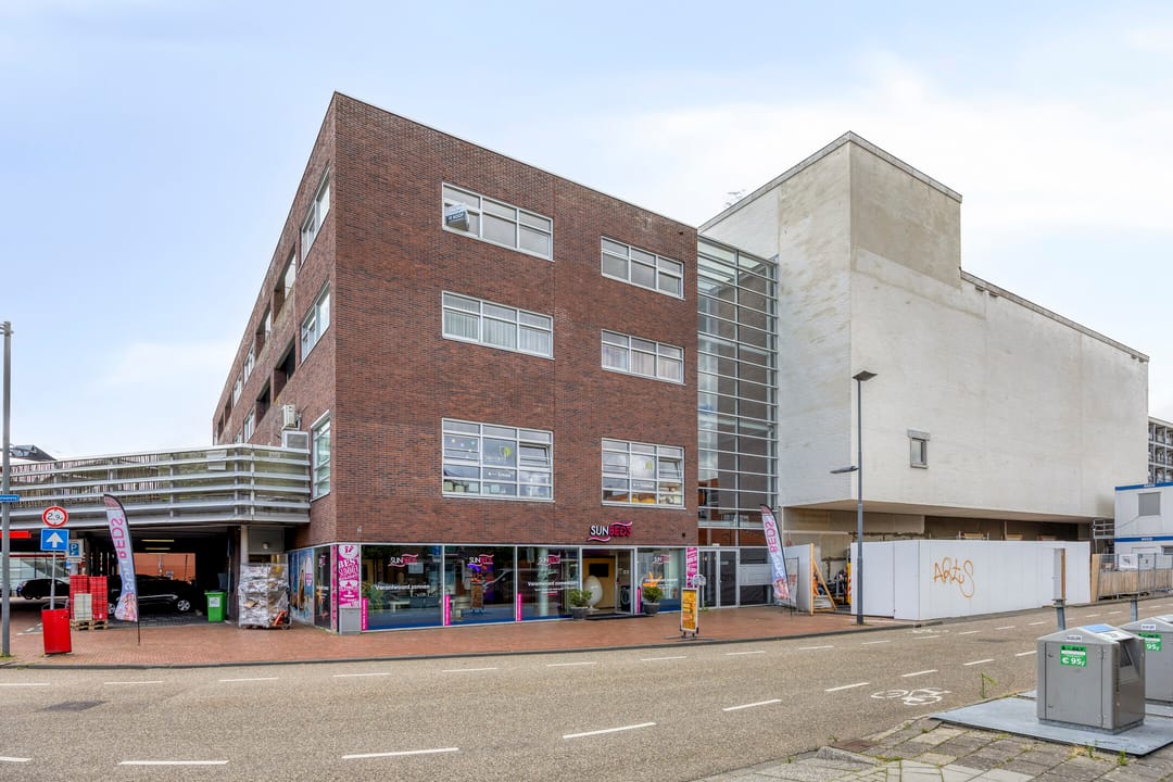 Photo 1 of Pieter Lastmanweg 5-D
