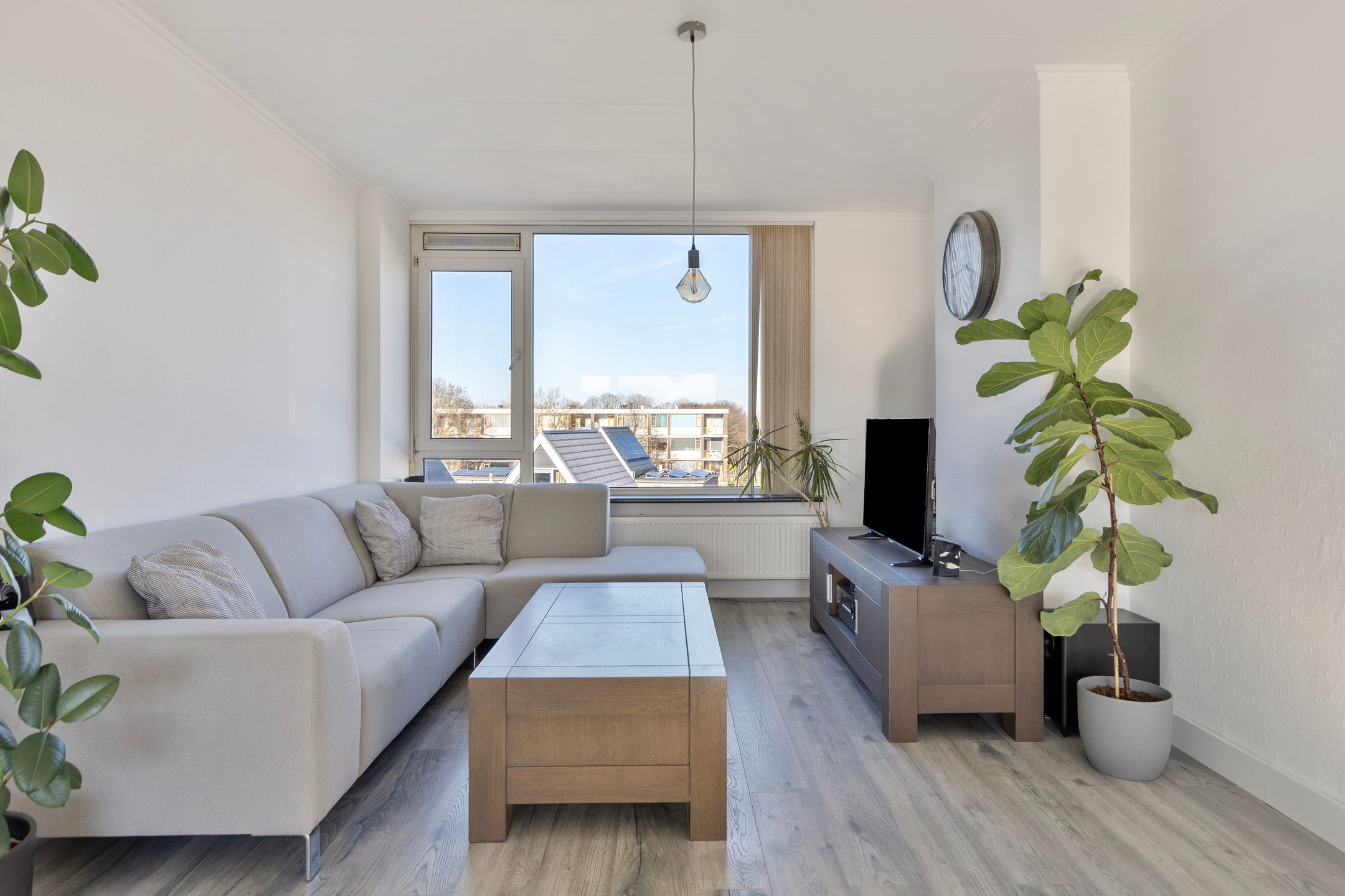 Foto 3 van Burgemeester Crezéestraat 63