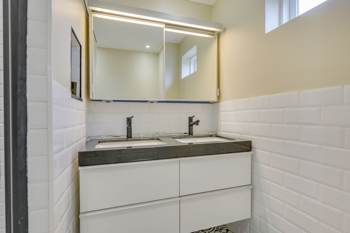 Foto 25 van Pieter Bossenstraat 1