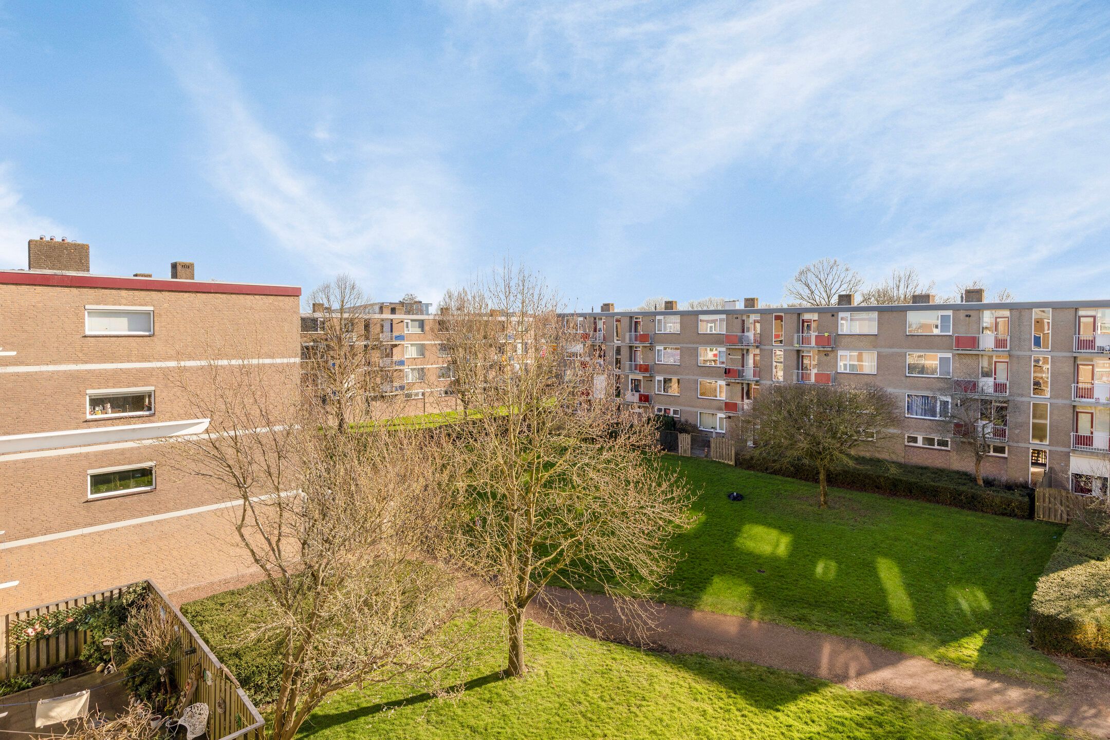 Foto 27 van Burgemeester Crezéestraat 63