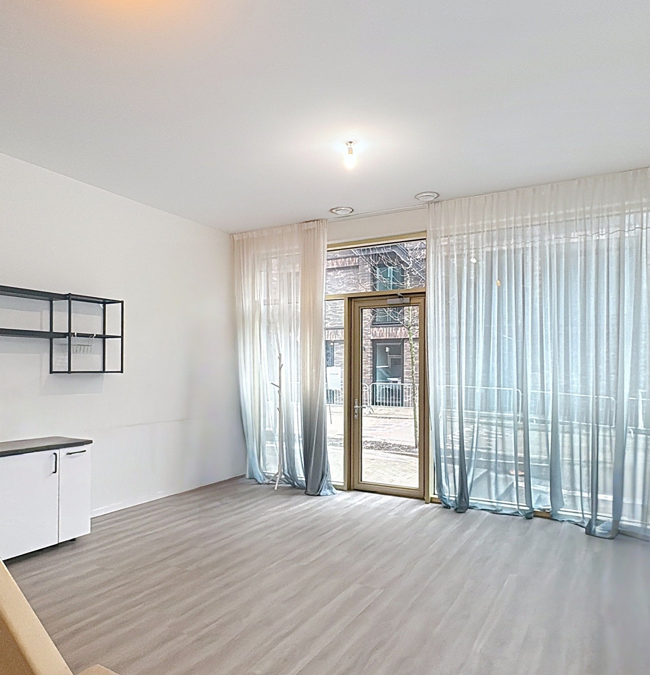 Photo 6 of Willem Parelstraat 400