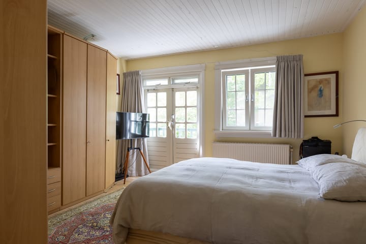 Photo 4 of Bergse Plaslaan 2