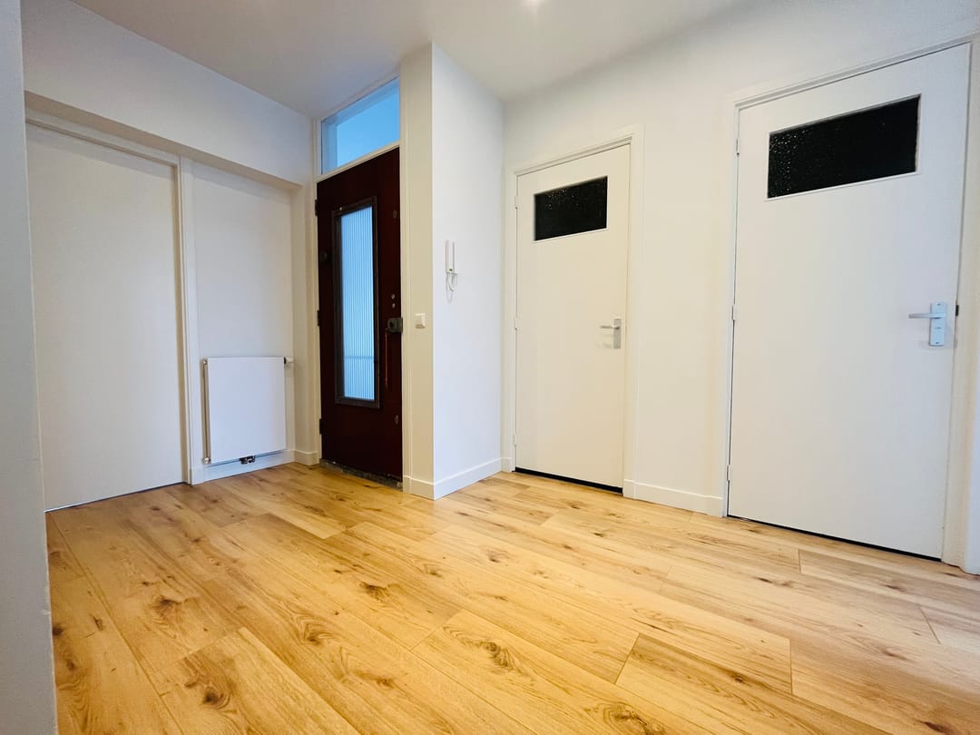 Photo 11 of Goudsbloemlaan 128