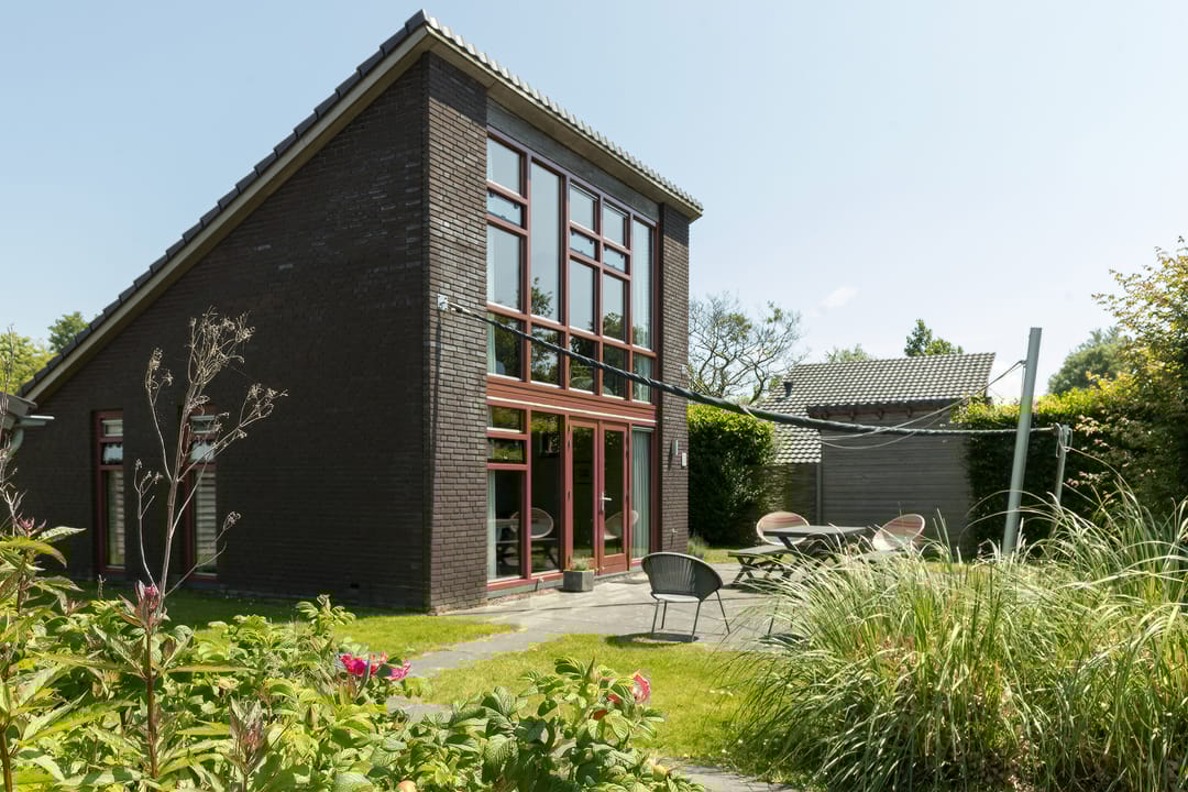 Foto 22 van Oostgrasdijk 1-37