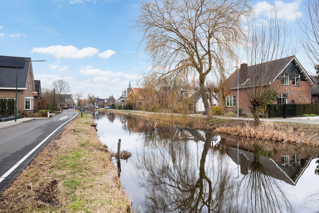 Photo 2 of Van Teylingenweg 27