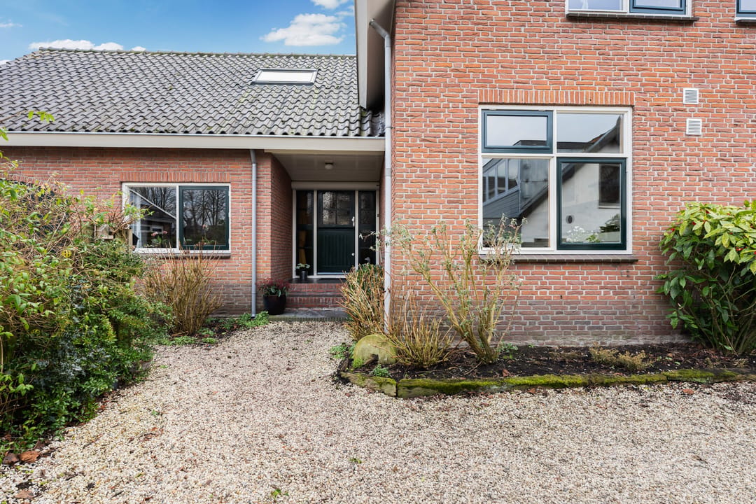Photo 8 of Van Teylingenweg 27