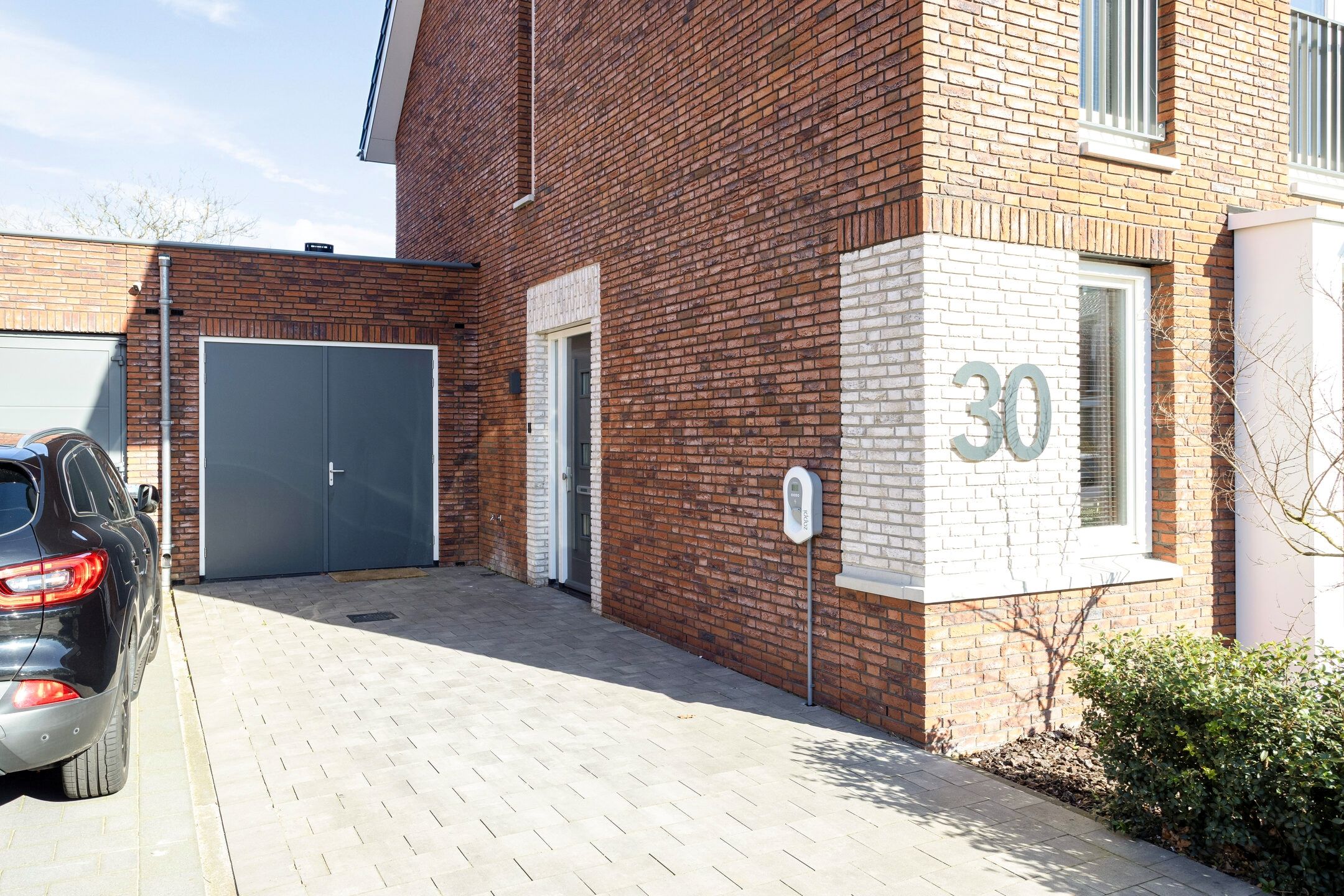 Foto 6 van Blauwborst 30