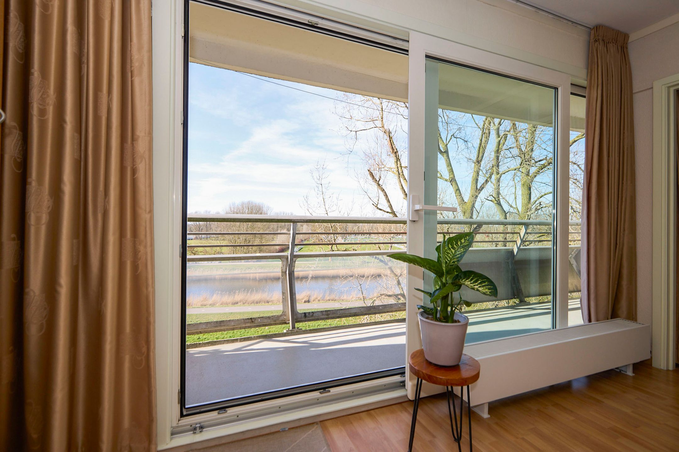 Foto 30 van Burgemeester D. Kooimanweg 941