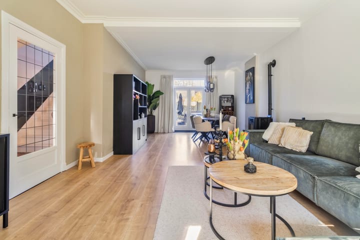 Photo 3 of Mirbachstraat 15