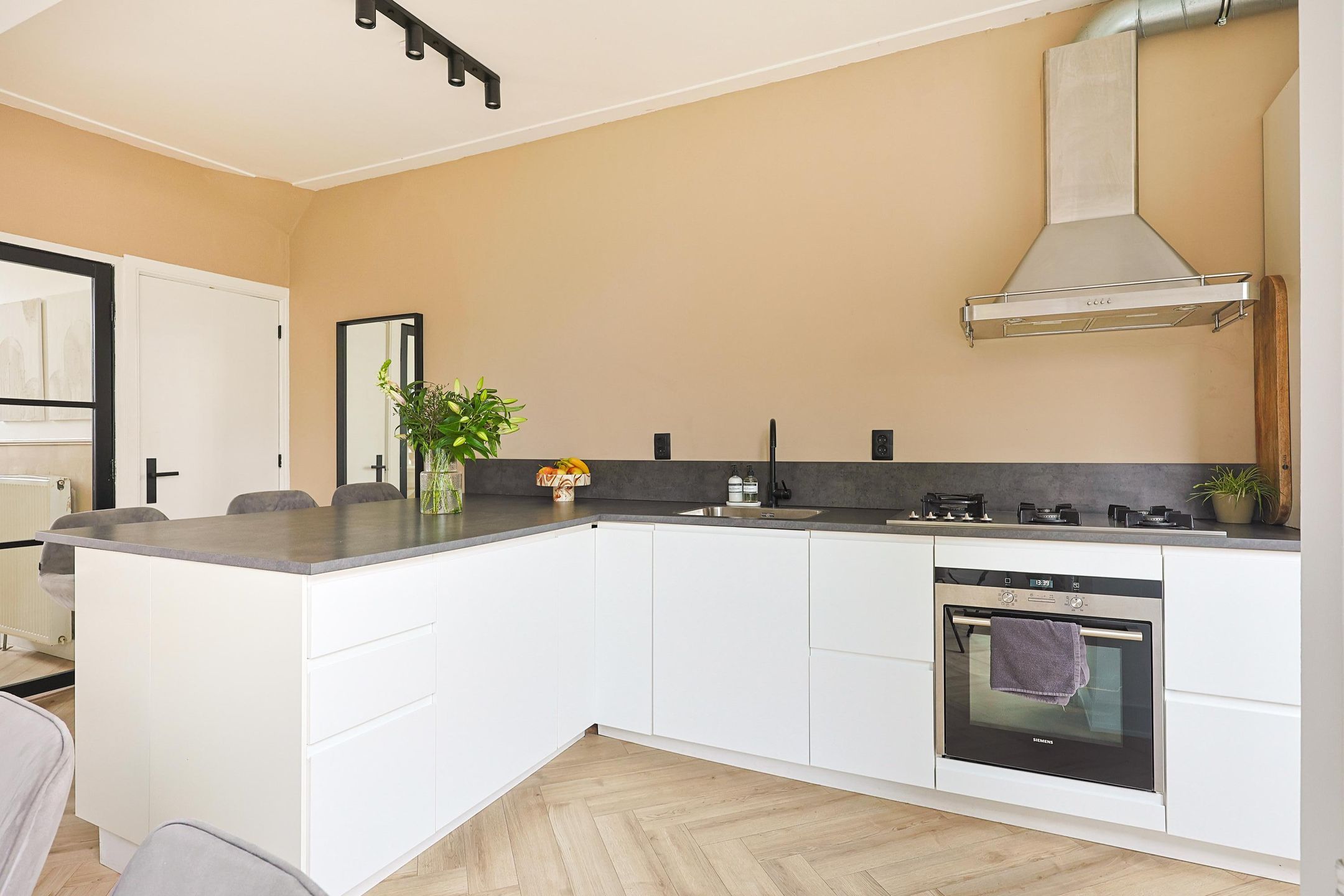 Foto 18 van Amsterdamsestraatweg 637