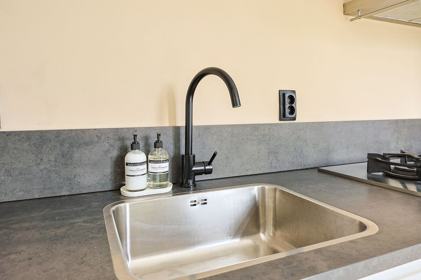 Foto 20 van Amsterdamsestraatweg 637