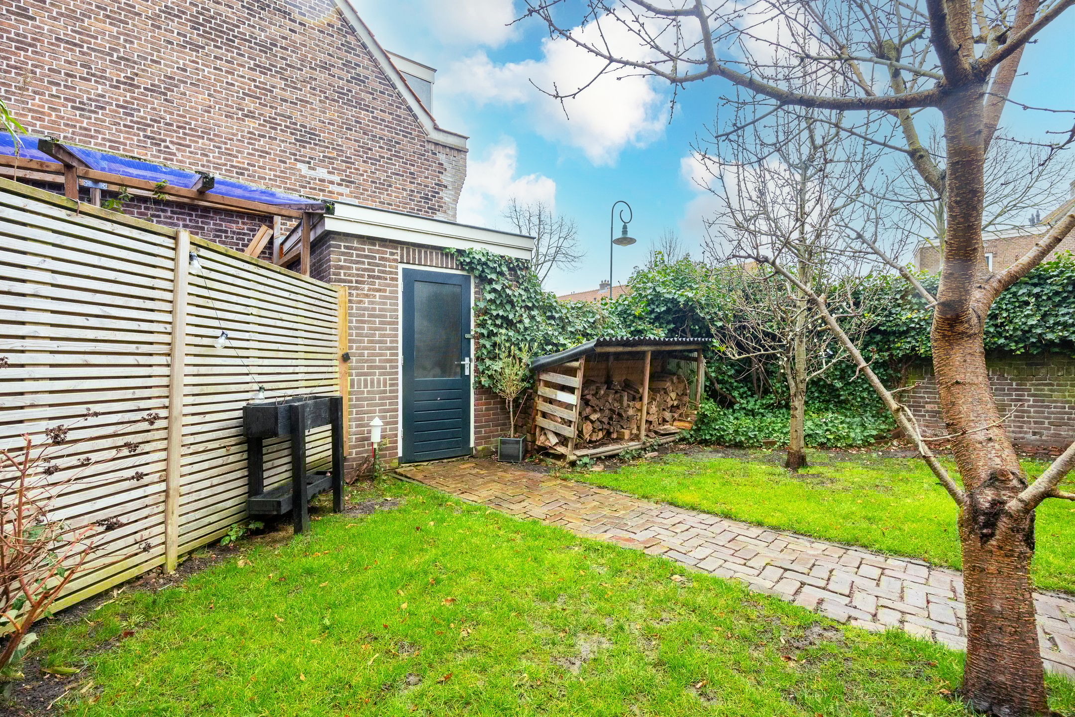 Foto 24 van Amsterdamsestraatweg 637