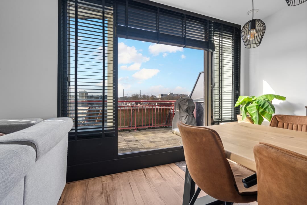 Photo 11 of Raadhuisstraat 97