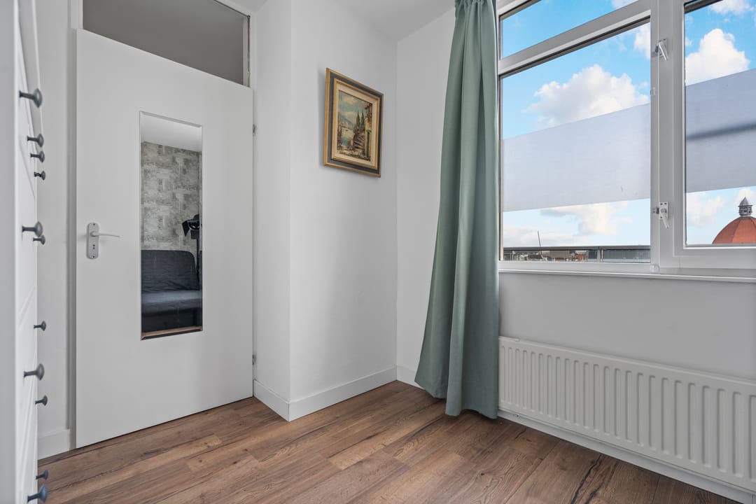Photo 23 of Raadhuisstraat 97